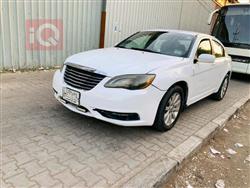 کرایسلەر 200